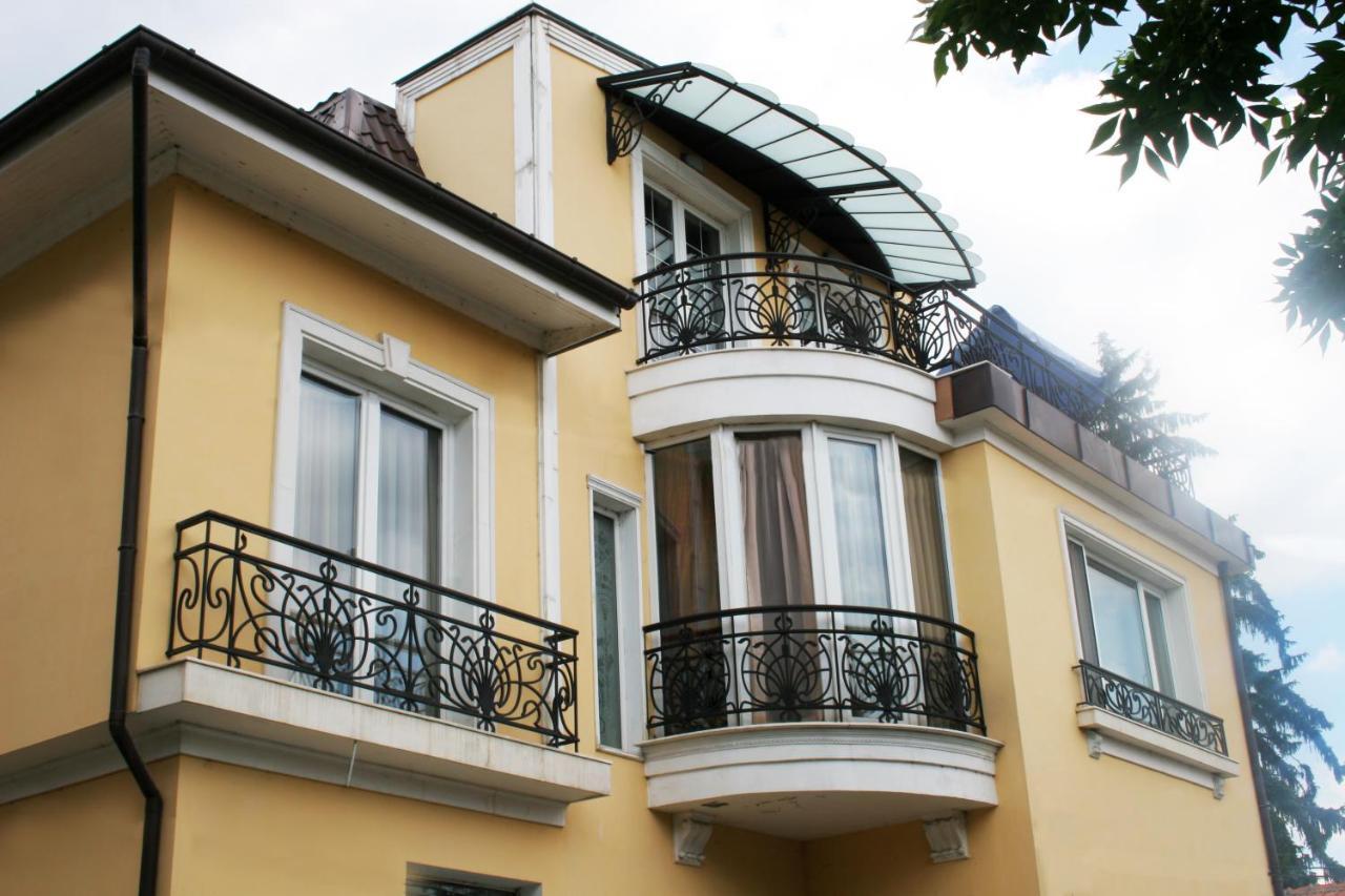 Luxury Private House In City Center Veliko Tarnovo Extérieur photo