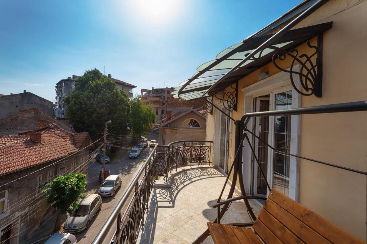 Luxury Private House In City Center Veliko Tarnovo Extérieur photo