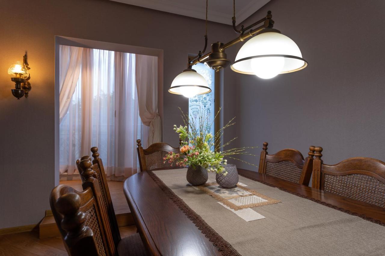 Luxury Private House In City Center Veliko Tarnovo Extérieur photo